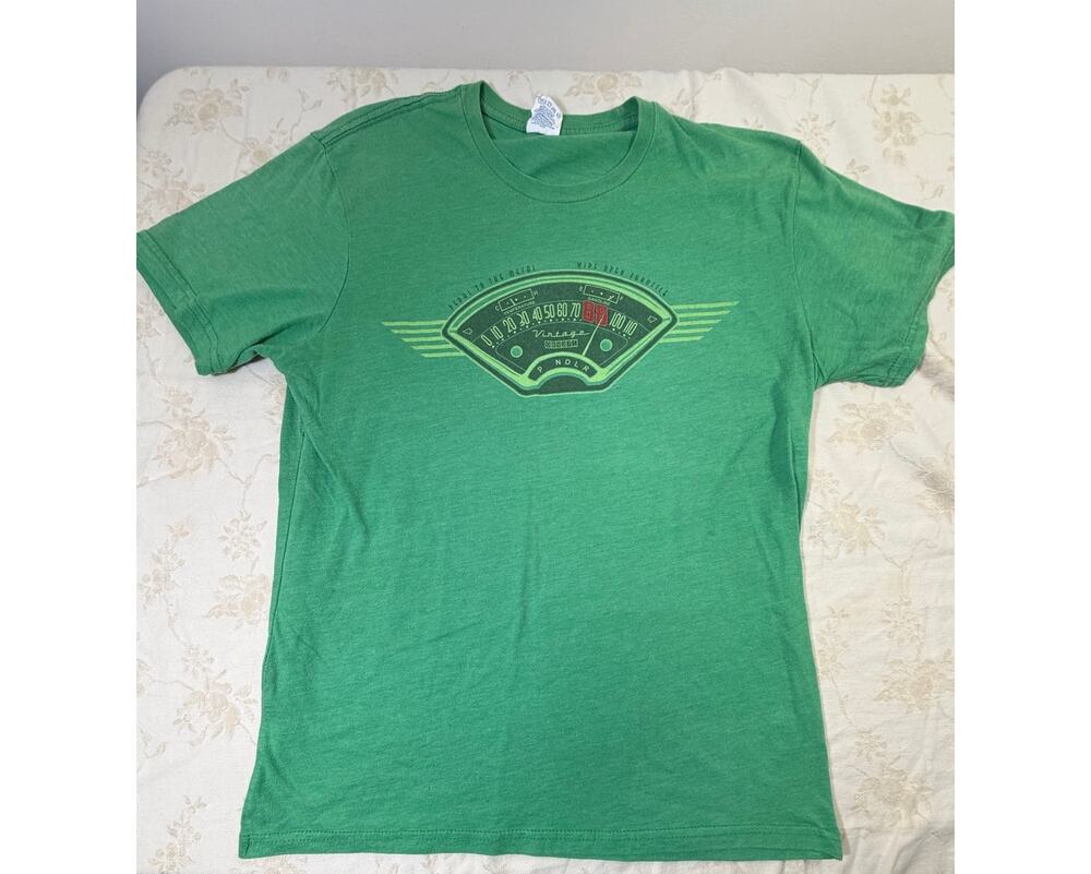 Delta Pro Weight Men’s Large Green 1957 Car Speedometer Graphic T Shirt Retro